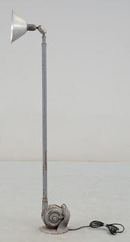 INDUSTRILAMPA, Triplex, design Johan Petter Johansson, 1950/60-tal.