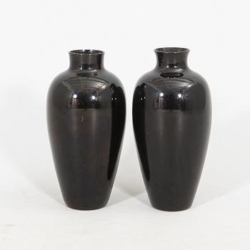 A set of two Venini 1980 glass urns.
