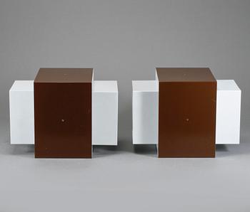 VÄGGLAMPOR, ett par, Hans Agne Jakobsson, Markaryd, Sverige, 1900-talets andra hälft.