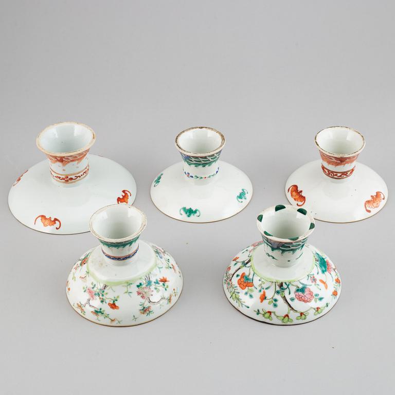 Five famille rose and iron red footed dishes, Qing dynasty, late 19th century.