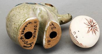 FIGURINER, 2 st, Bengt Berglund och Britt-Louise Sundell Gustavsberg, 1960-tal. Stengods och stengodschamotte.