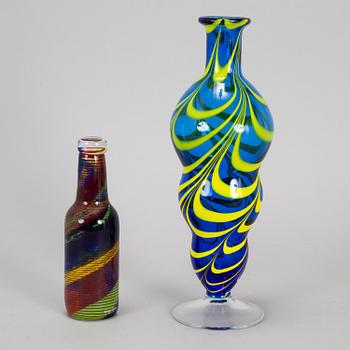 A glass vase and a sculpture, Orrefors and Kosta Boda.