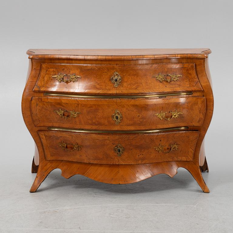 A Swedish rococo chest of drawers, mid 18th Century.