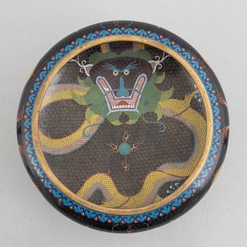 Seven pieces of cloisonné, China, 1920's.