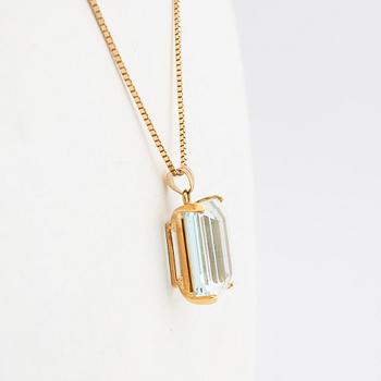 Halsband, 18K guld och akvamarin.