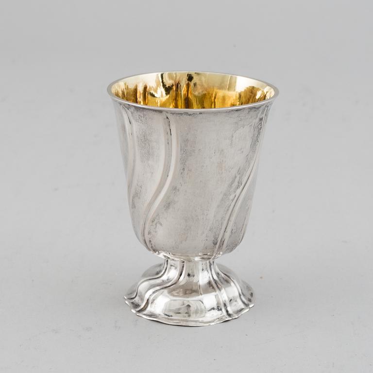 A mid 18th century parcel-gilt silver beaker, marked Kronstadt.