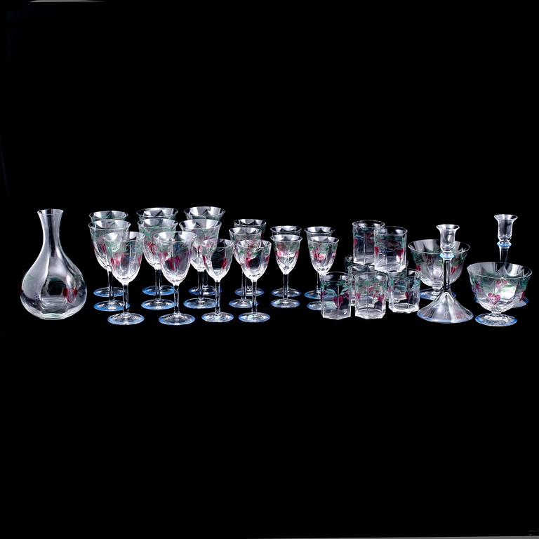 GLASSERVIS, 29 delar "Maja", Eva Englund, Orrefors, sent 1900-tal.