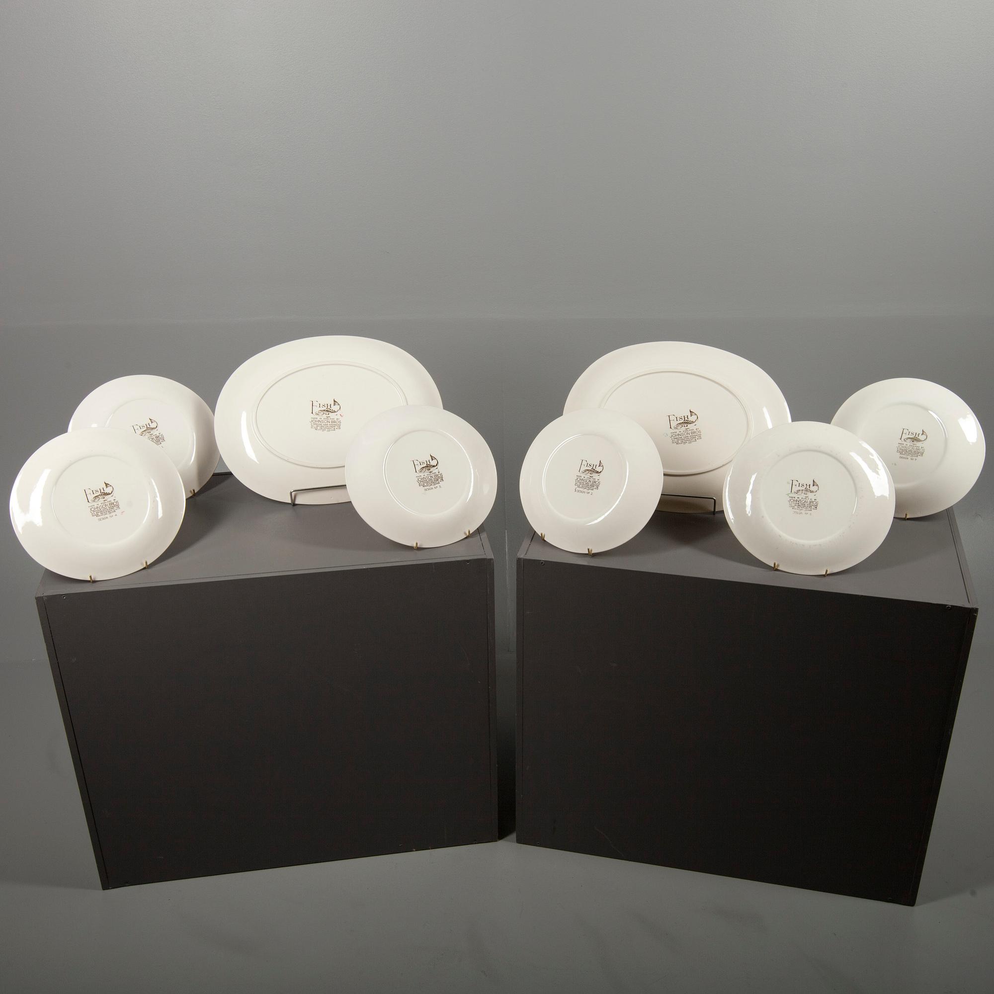 SERVISDELAR, 14+2 st, keramik, "Fish" Johnson Bros, England, 1900-talets senare hälft.