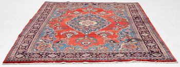 A Viss carpet, approx. 304 x 228 cm.