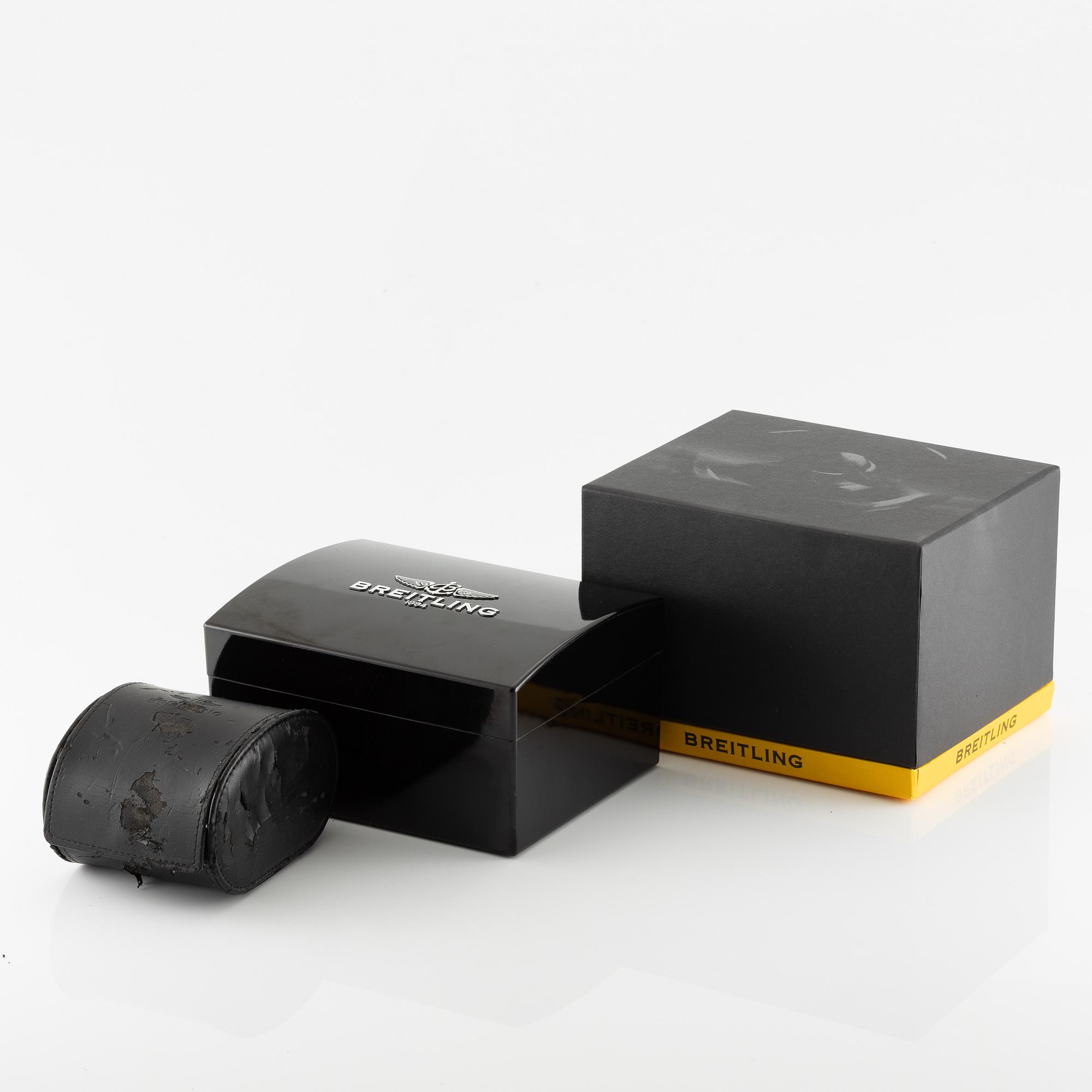 Breitling, Chronomat Evolution, chronograph, wristwatch, 43.7 mm.