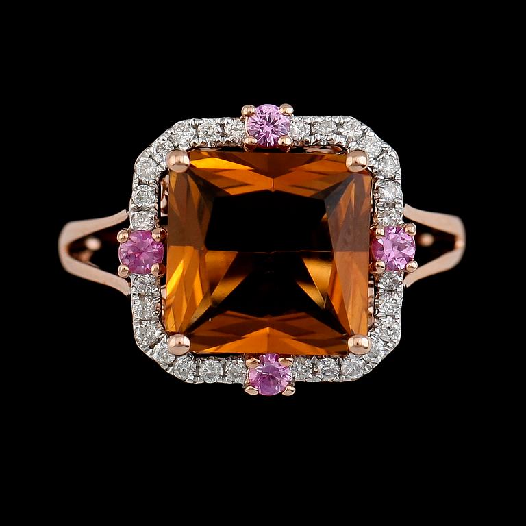RING, 14K roséguld, briljantslipade diamanter och andra ädelstenar. Vikt ca 4 g.