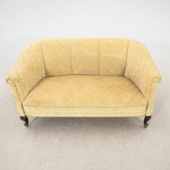 Sofa from the 1940s.