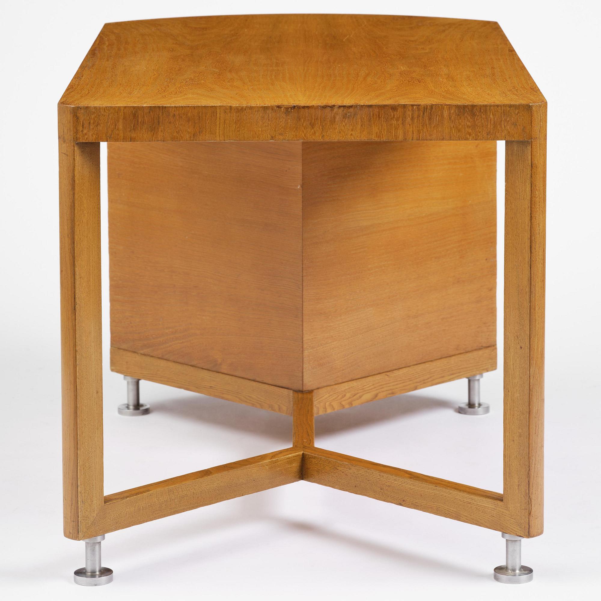 Harald Bergsten, an important table, AB Gustaf Flinta, Hedemora, for the Stockholm Exhibition 1930.