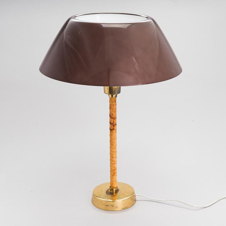 Lisa Johansson-Pape, bordslampa, "Senator", Orno. Modellen formgiven 1947.