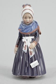 FIGURINER, 3 st, porslin, Rosenthal samt Dahl Jensen, Tyskland resp Danmark.