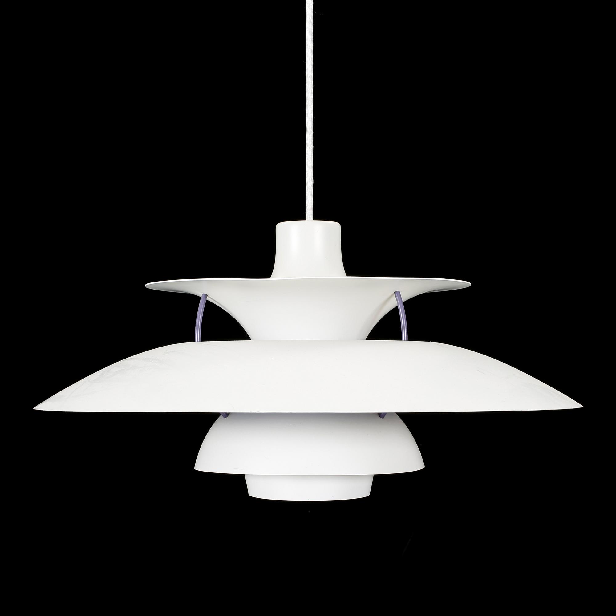 TAKARMATUR, PH-lampa. Poul Henningsen, Louis Poulsen, Danmark.