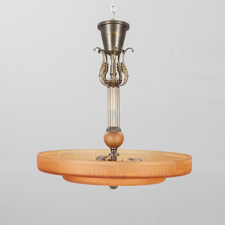 TAKLAMPA, 1900-talets första hälft. Möjligen E Hald, Orrefors.