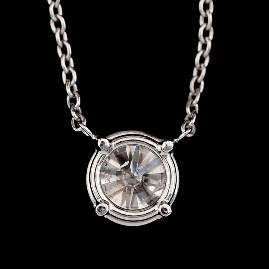 HÄNGE MED KEDJA, 18K vitguld, solitär briljantslipad diamant ca 1.02 ct.