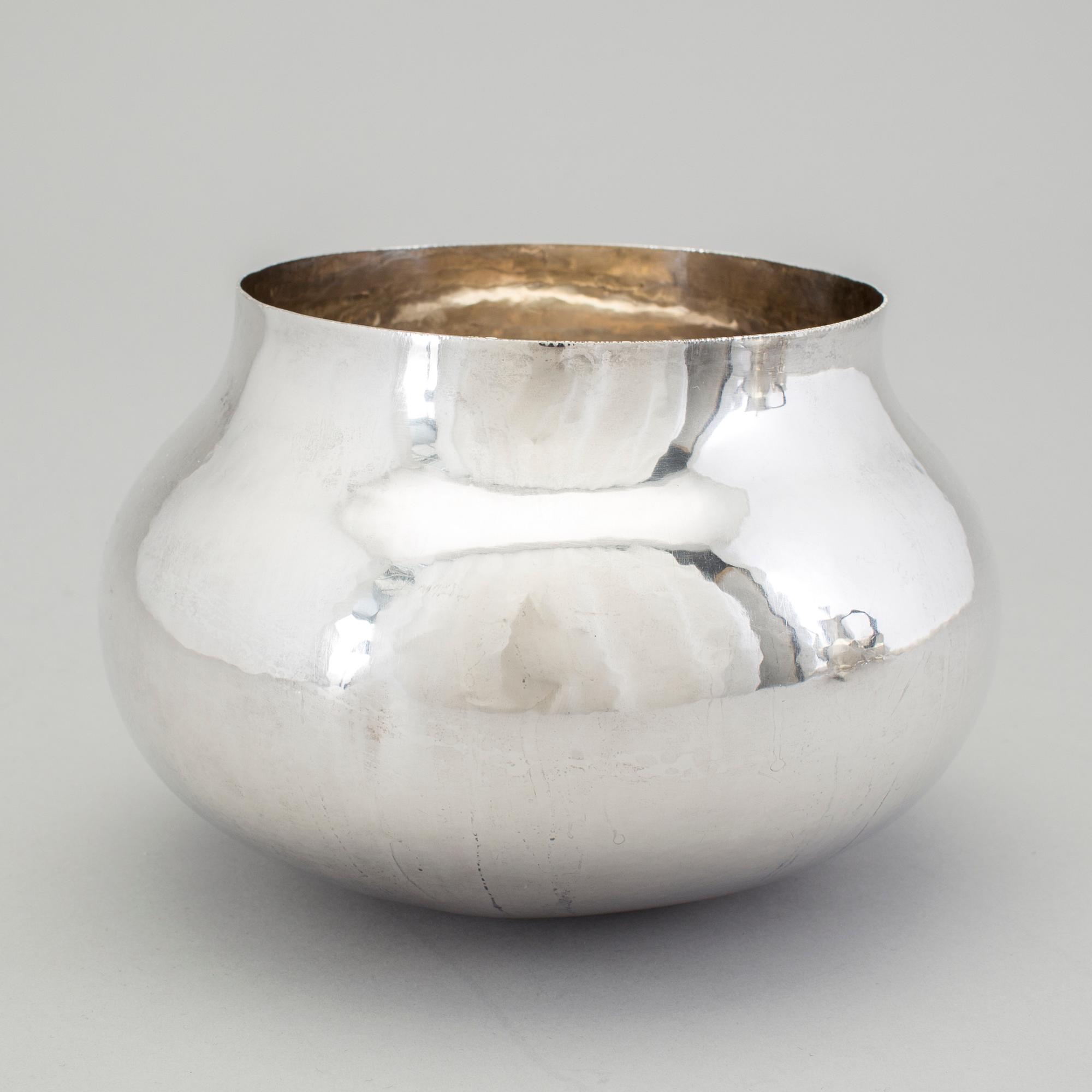 A Karlheinz Sauer silver vase, Västerås, Sweden 1972.