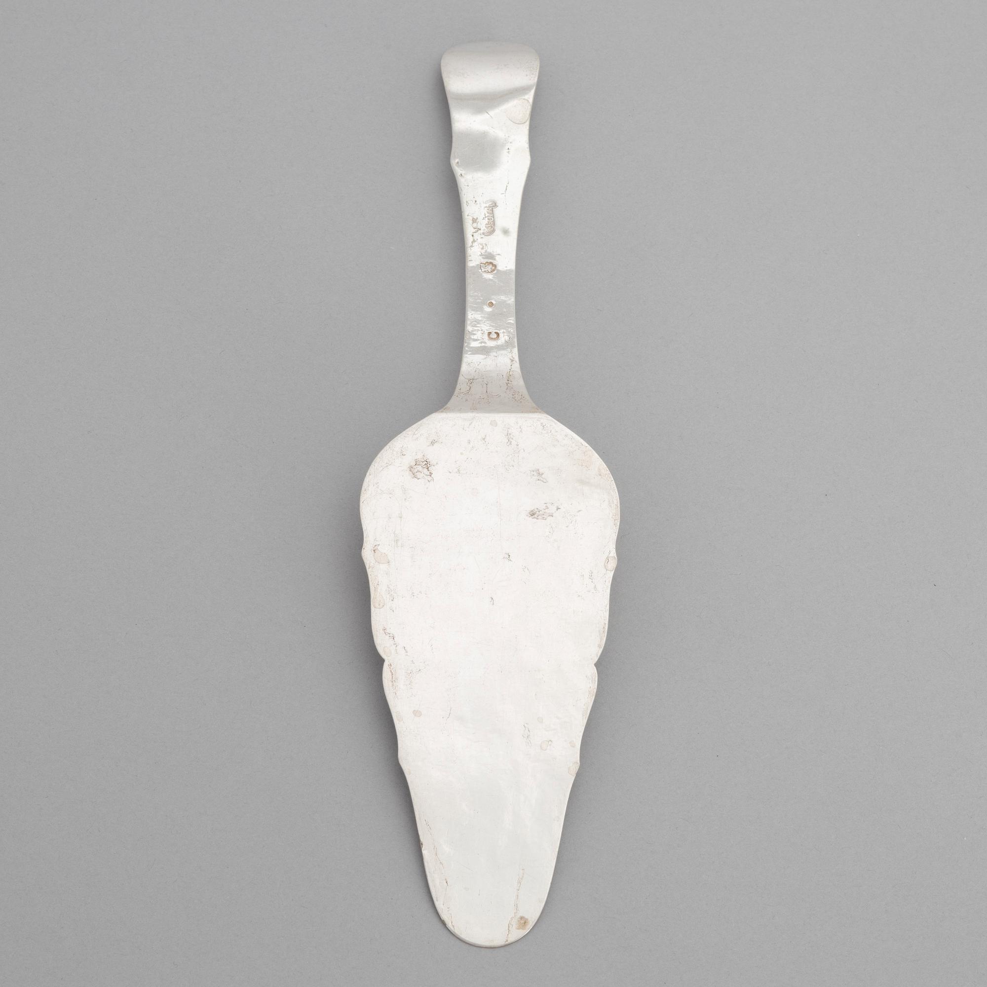 Sven Örn, tårtspade, silver, Stockholm 1761. Rokoko.