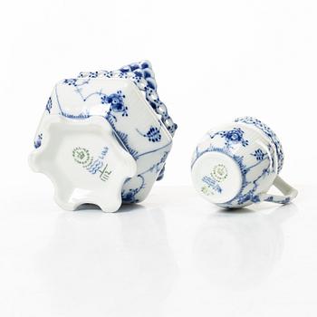 Royal Copenhagen, Coffee service, 34 pieces, "Musselmalet", Royal Copenhagen, Denmark.