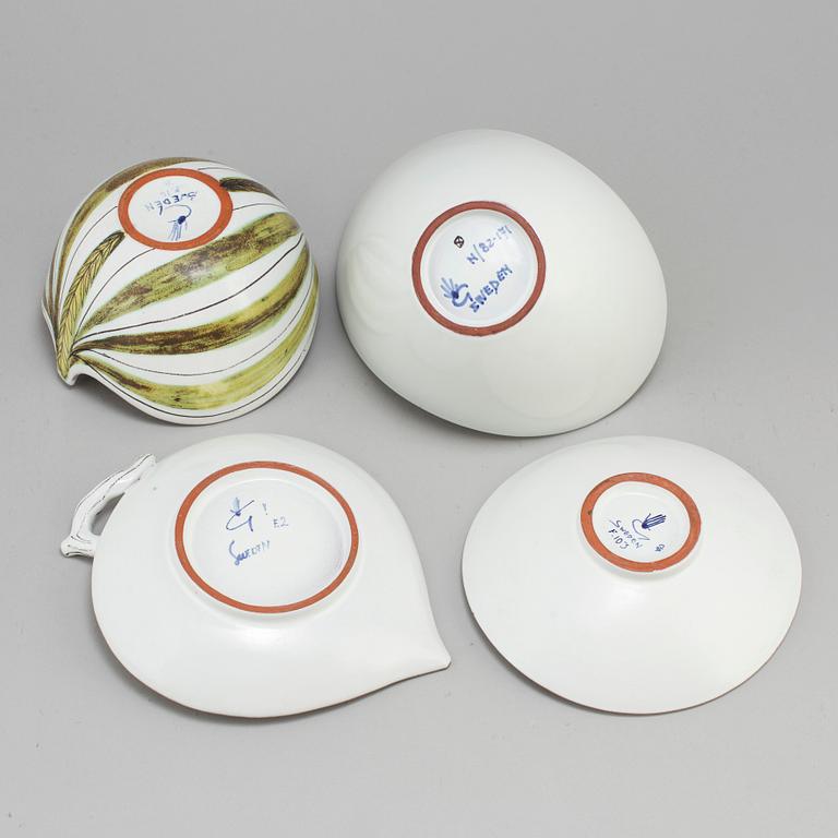 STIG LINDBERG, four earthenware bowls from Gustavsberg skudio.