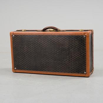 A Goyard suitcase, 1920's.