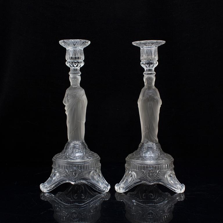 LJUSSTAKAR, ett par, pressglas, 1800-tal.
