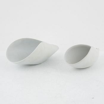 Stig Lindberg, bowls, 2 pcs, "Veckla", Gustavsberg, second half of the 20th century.