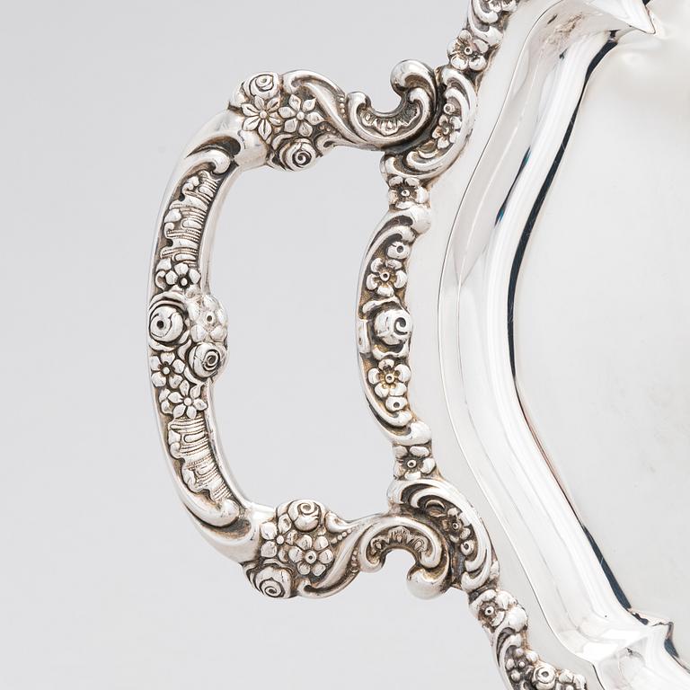 A sterling silver tray, maker's mark of Otto Wolter, Schwäbisch Gmünd, Germany, the latter half of the 20th century.