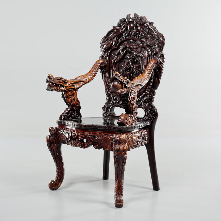 KARMSTOL, orientalisk, 1900-talets första hälft.