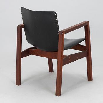 Carl Gustaf Hiort af Ornäs, nojatuoli, "Hamlet", Puunveisto Oy - Träsnideri Ab, 1960-luku.