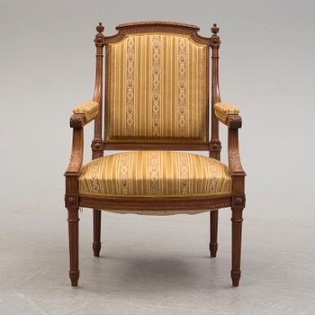 An early 20th century armchair.