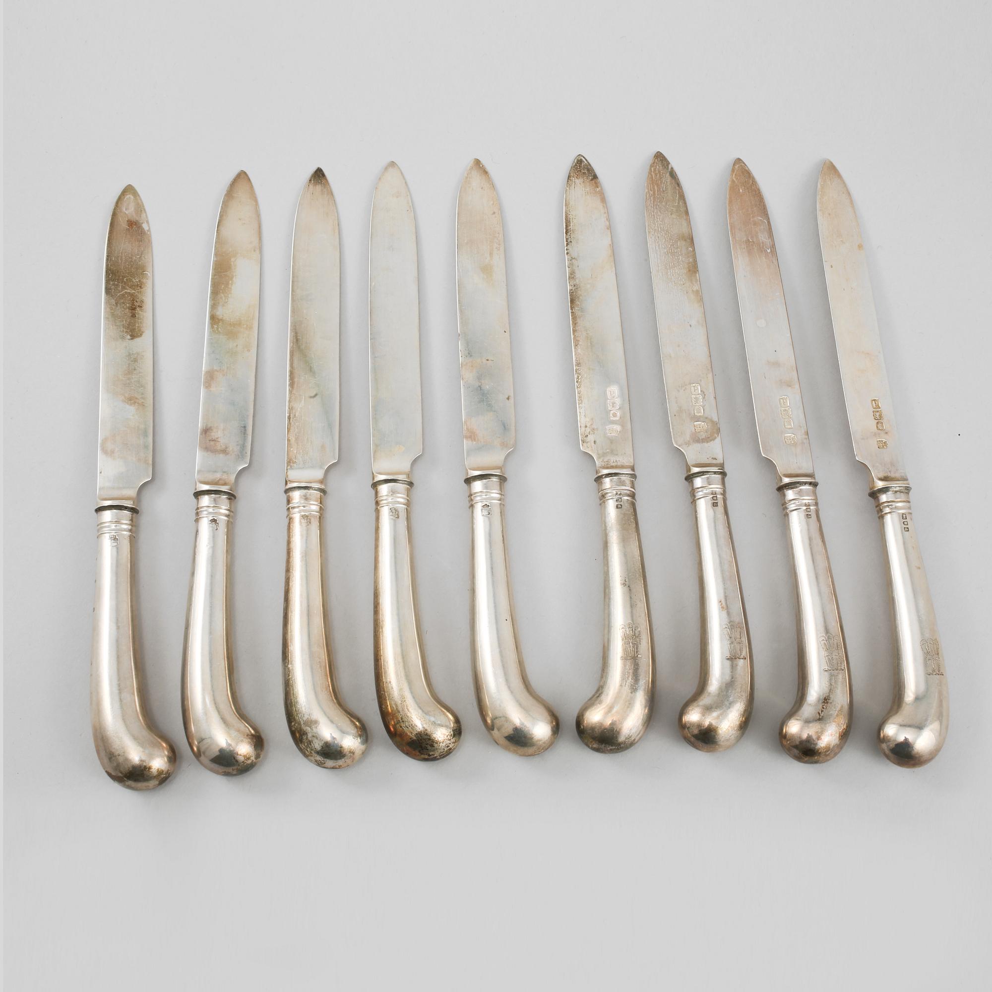 FRUKTKNIVAR, silver, 9 st, Hunt & Roskell, London, 1899, vikt ca 656 g.