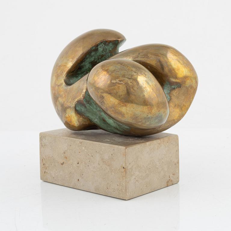 Eva Acking, a, sculpture, signed. Bronze, total height 15.5 cm.