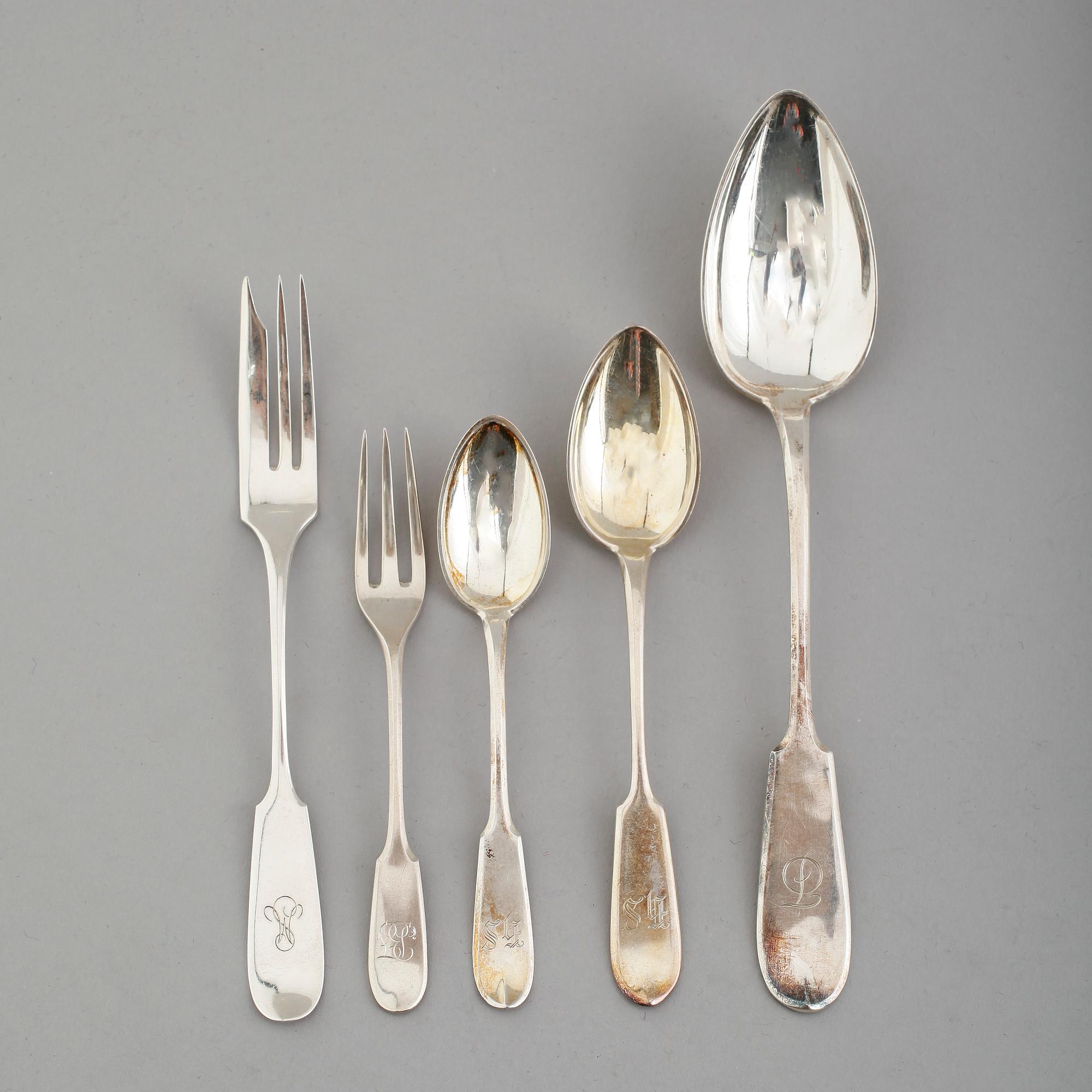 BESTICK, 42 delar, snarlika, silver, Finland 1920-/30-tal. Vikt ca 950 gram.