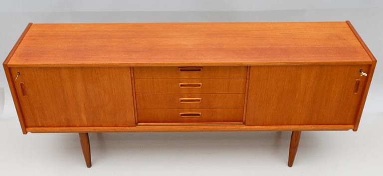 SIDEBOARD, 1900-talets andra hälft.