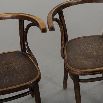 4 THONET ARMCHAIRS.