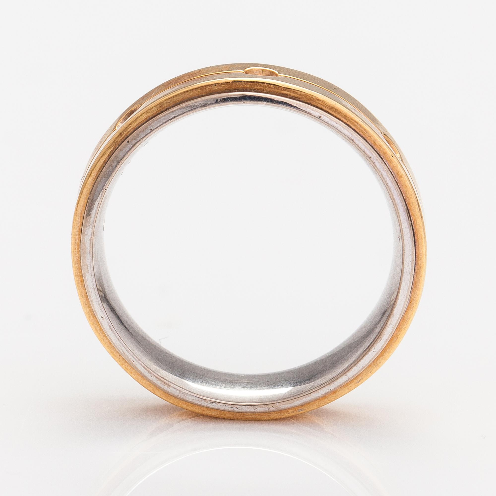 An 18K gold ring. Marski's.