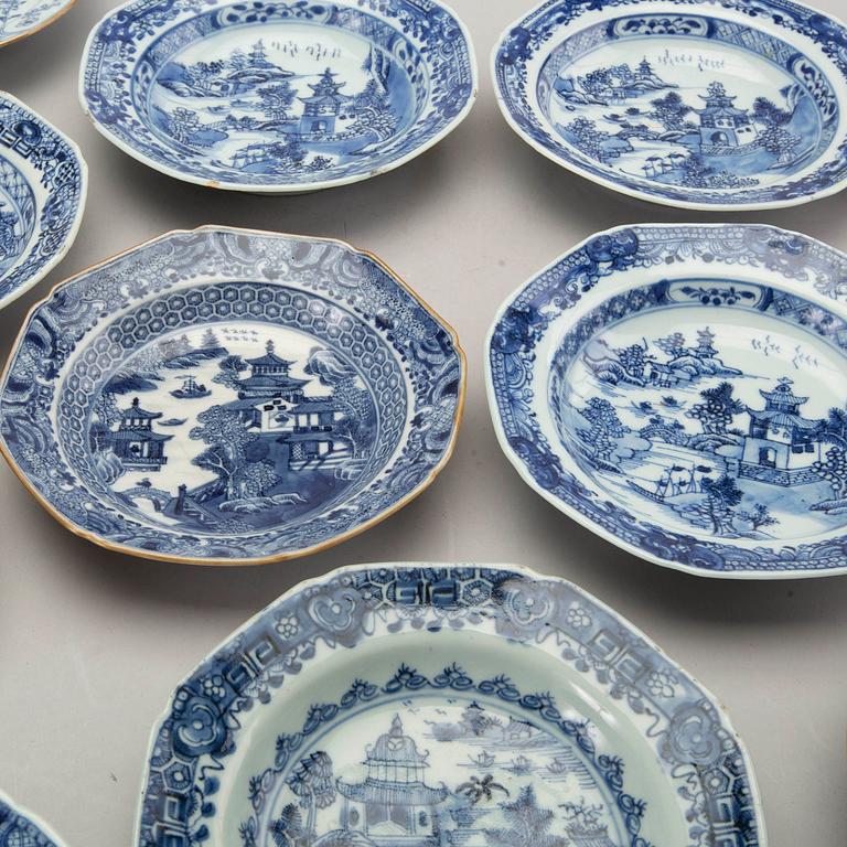 A set of12 different Chjinese Qianlong blue and white porcelain plates.