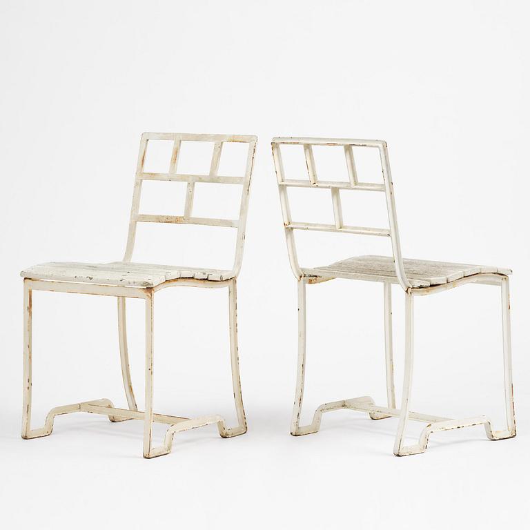 Carl Hörvik, a garden furniture set, a table and four chairs, possibly produced by Thulins vagnfabrik, Skillingaryd, Sweden.