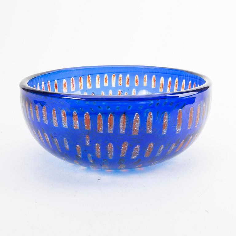 Sven Palmqvist, a signd Ravenna glass bowl Orrefors 1974.