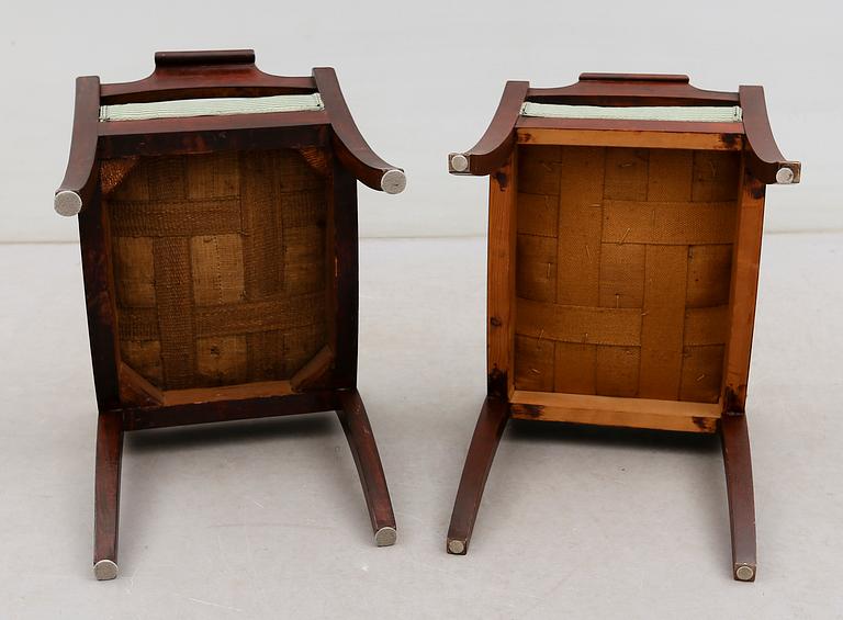 TABURETTER, 1 par, Karl Johan, 1800-talets mitt.