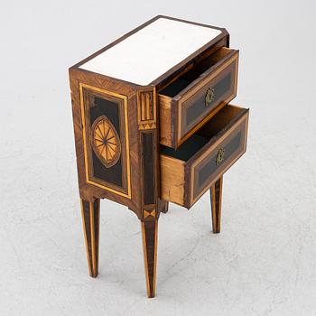 Chest of drawers, Louis XVI, France, latter half of the 18th century.