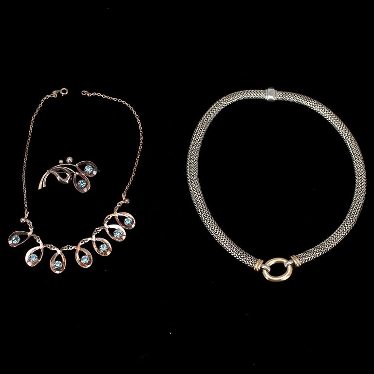 HALSSMYCKEN, 2 st, BROSCH, 925 silver, syntetiska stenar.