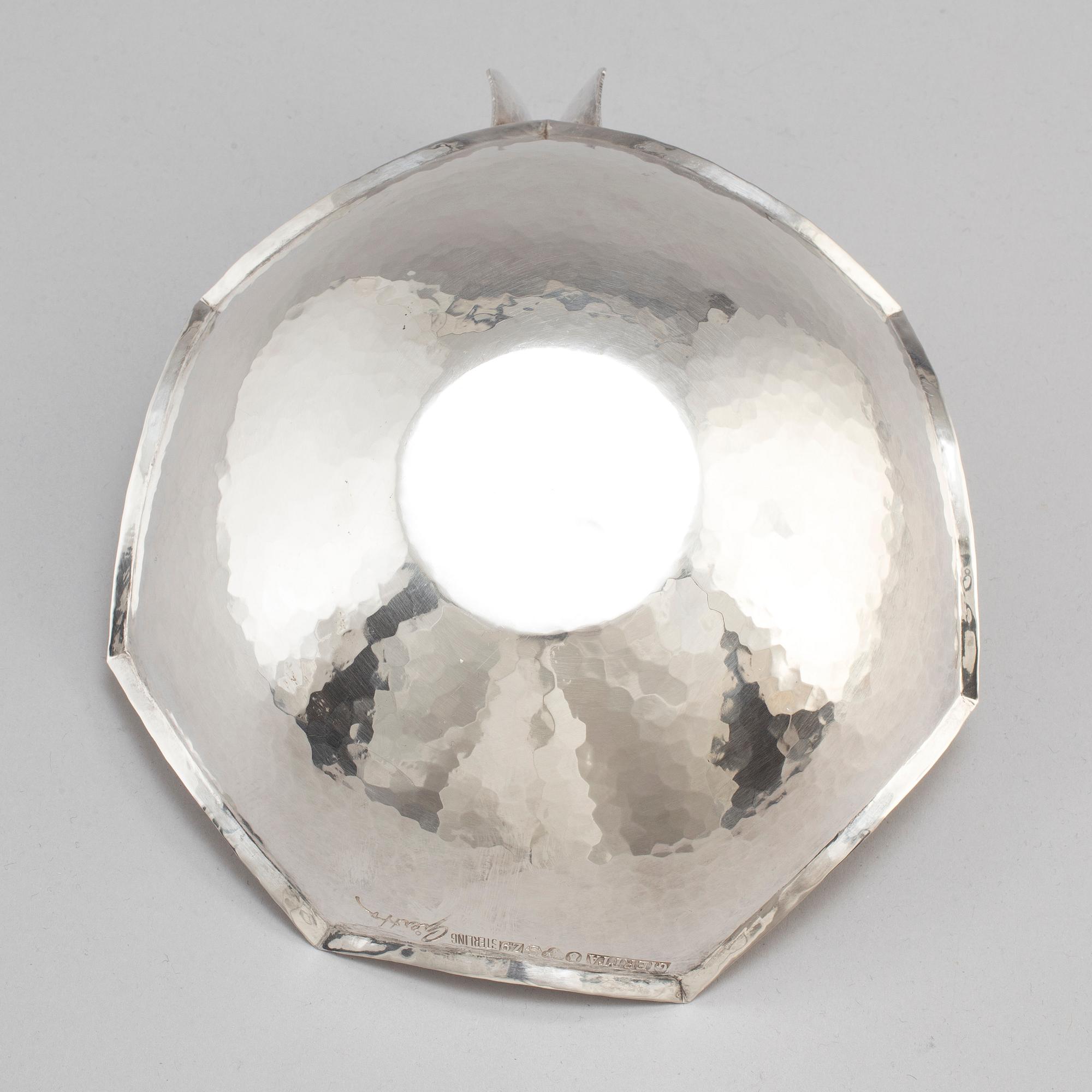 CLAËS E. GIERTTA, a sterling silver bowl, Stockholm 1974.