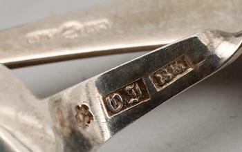 SILVERFÖREMÅL, 5 del, bla T Eldh 1979. Tot vikt ca 100 g.