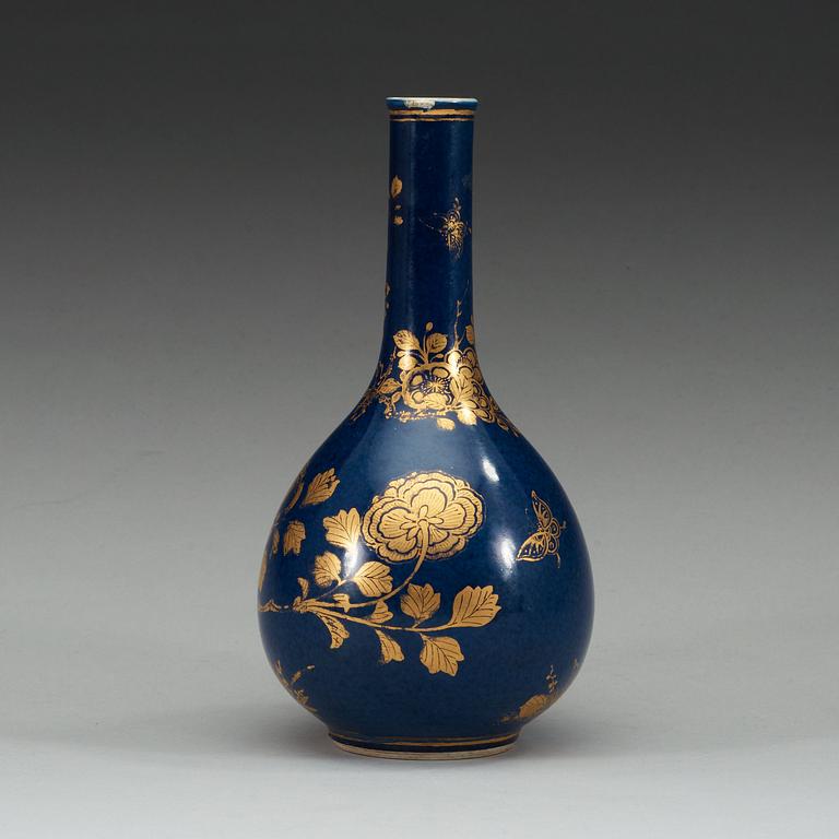 A powder blue and gold vase, Qing dynasty.
