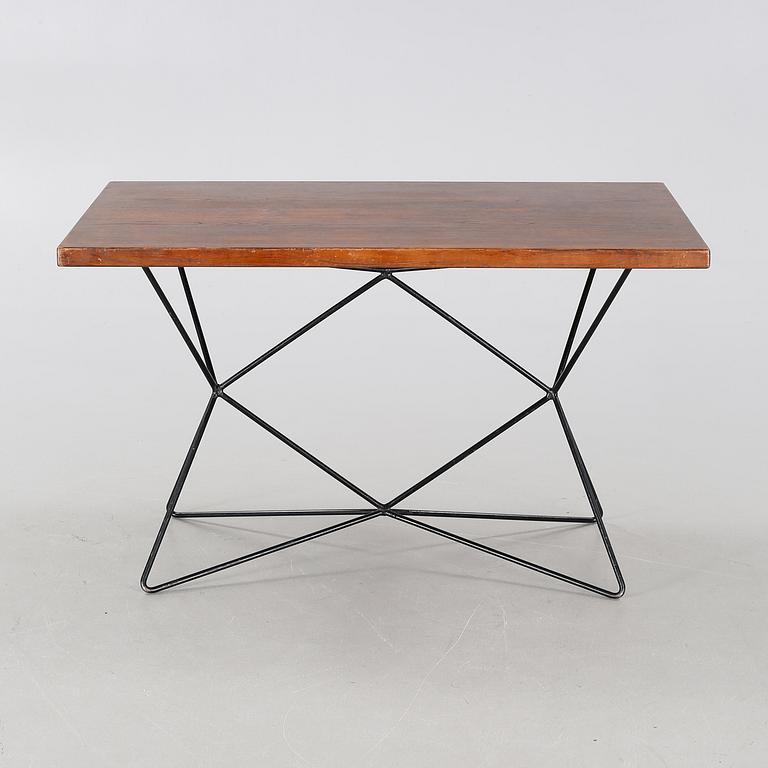 A table / coffee table / high table, "A2 / Trehöjdsbordet", designed by BENGT JOHAN GULLBERG ca 1952.