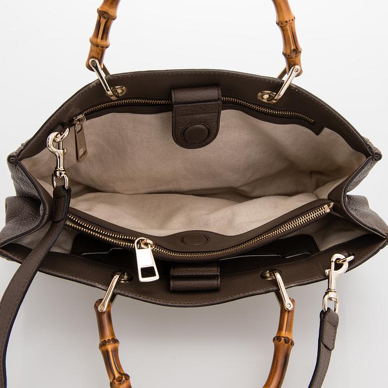 Gucci, A ' Bamboo Shopper' Leather Bag.